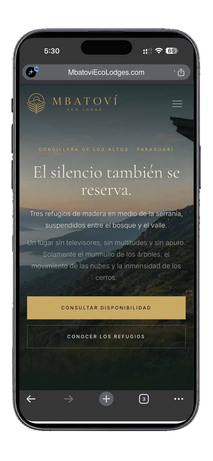 Página web de Mbatoví Eco Lodges en celular